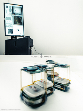 Groupes de robots_J2241-2